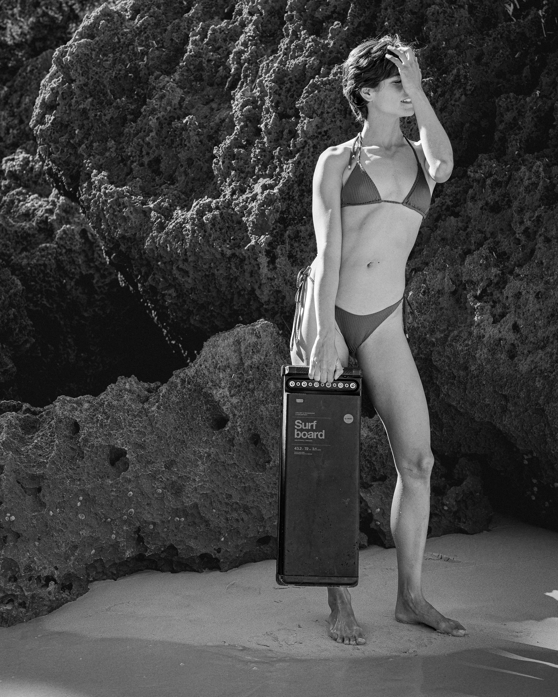 LIND Art & Technology — Electric Surfboards